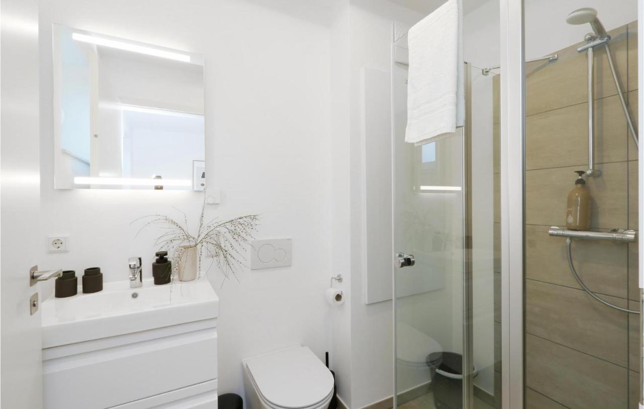 Beautiful Apartment In Lembruch-Duemmer See Kültér fotó